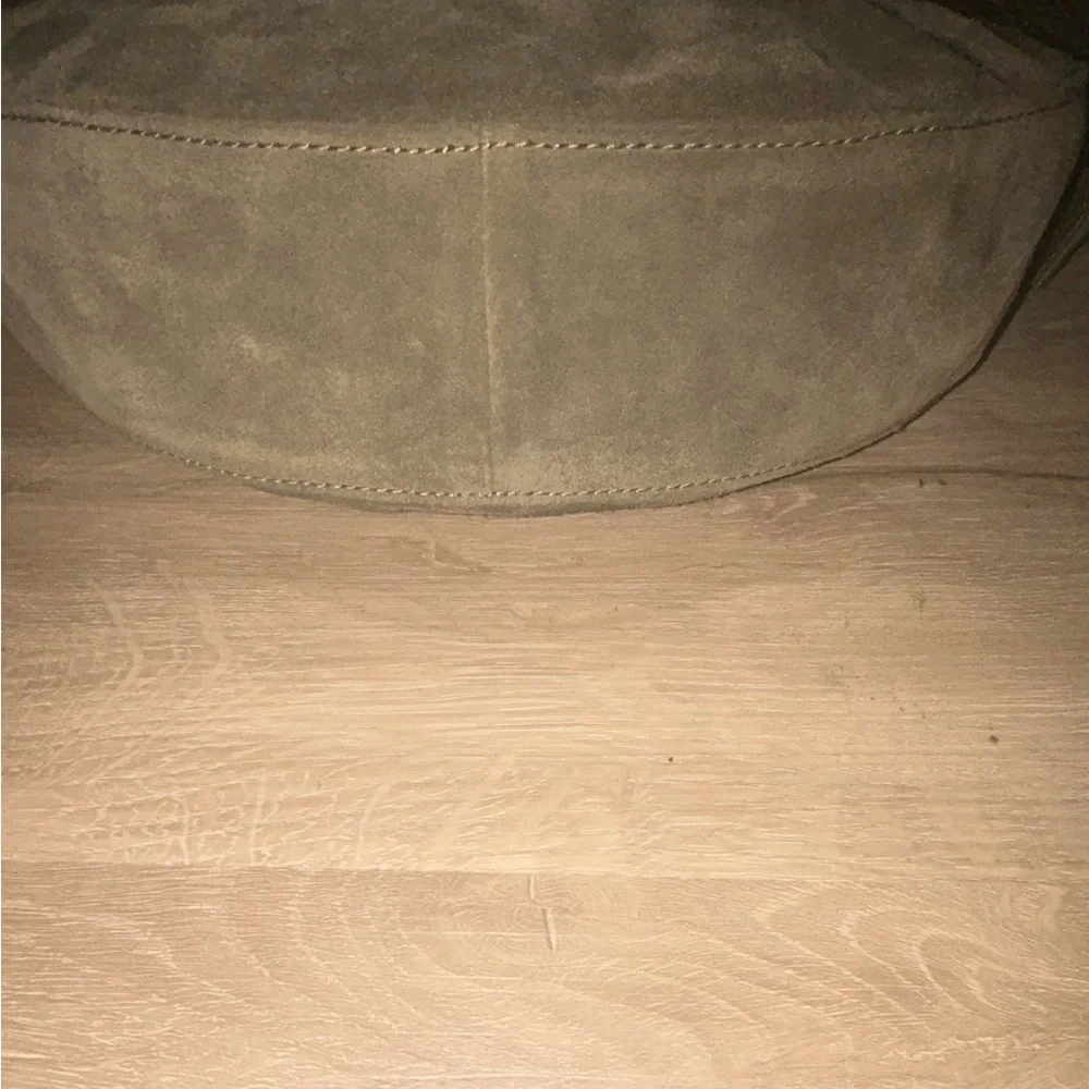 Madewell Green Hobo Bag with Adjustable Strap - Picture 3 of 8